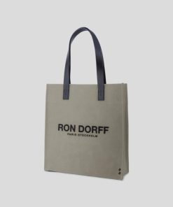 Christinawiseman.shop4e82ca2f44 1